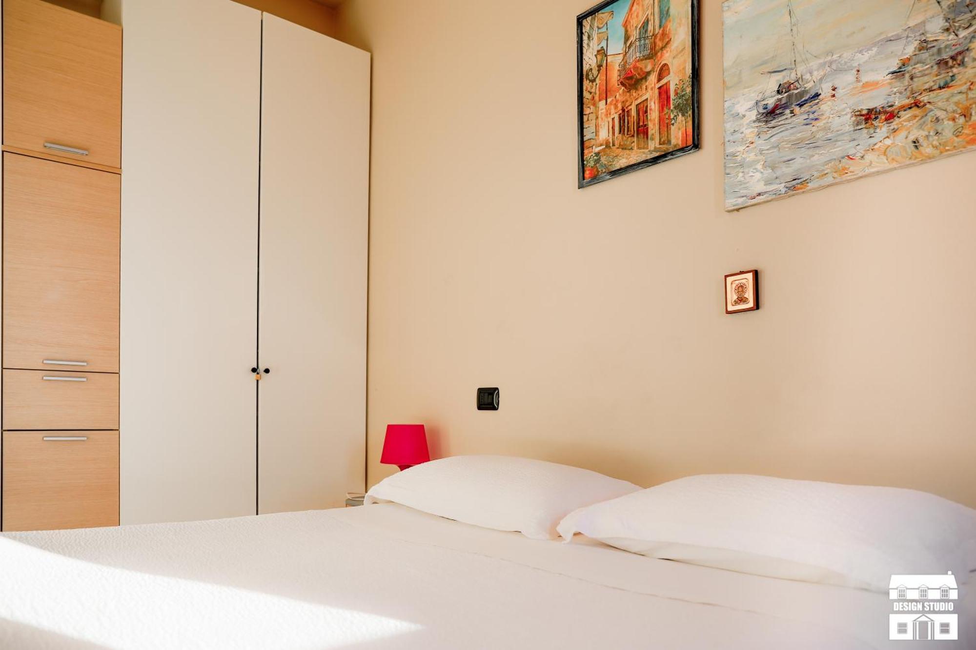 The Beach By Design Studio Bellano Bagian luar foto