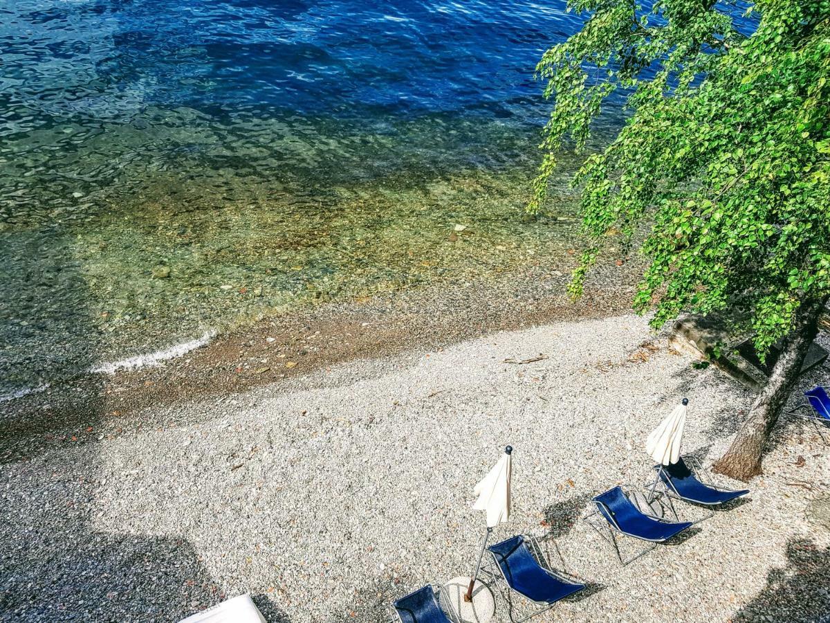 The Beach By Design Studio Bellano Bagian luar foto